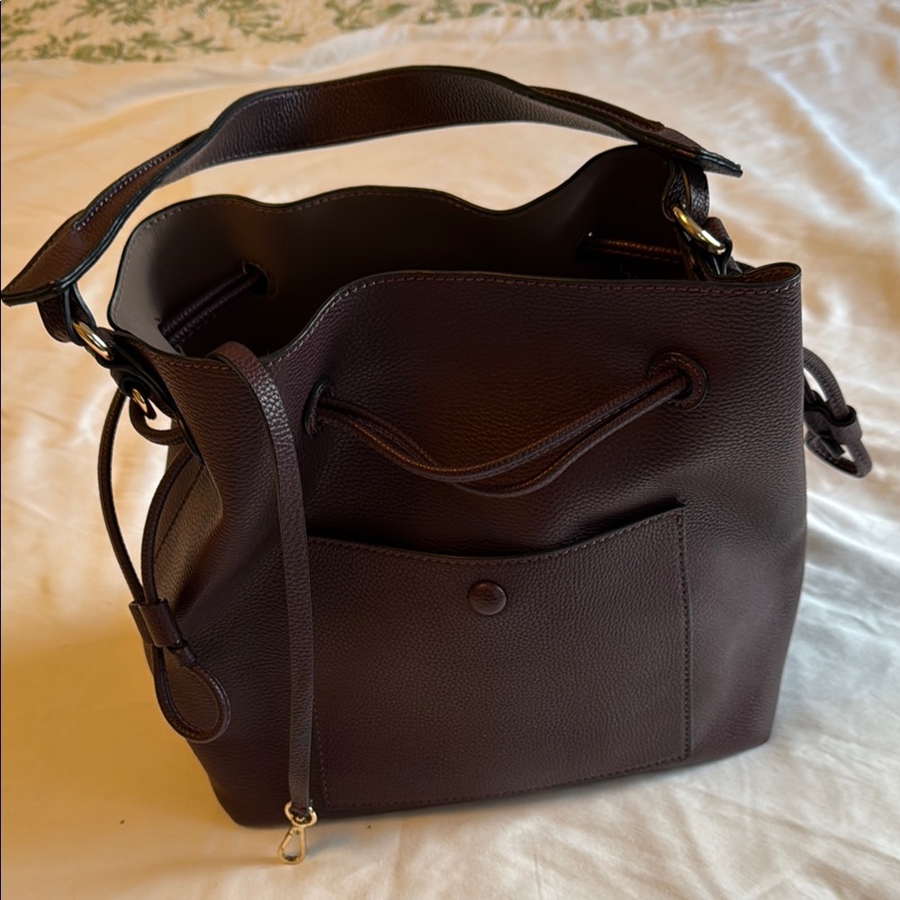 Elegant Brown Leather Bucket Bag